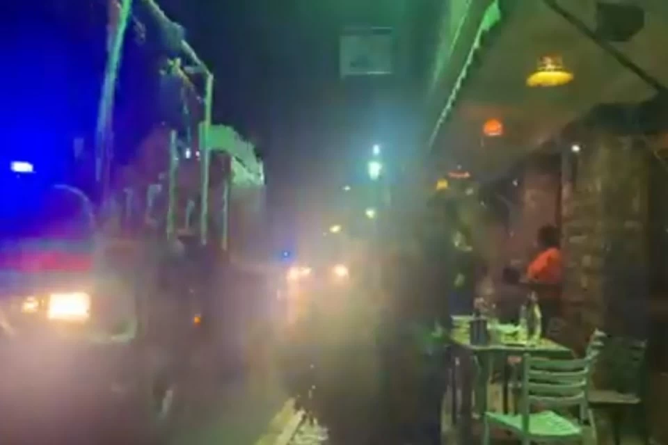 Φωτιά στη Γορτυνία: Συγκλονιστικό βίντεο από τους κατοίκους – Το ευχαριστώ στους Γάλλους πυροσβέστες